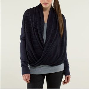 Lululemon Iconic Sweater Wrap Blue/Black